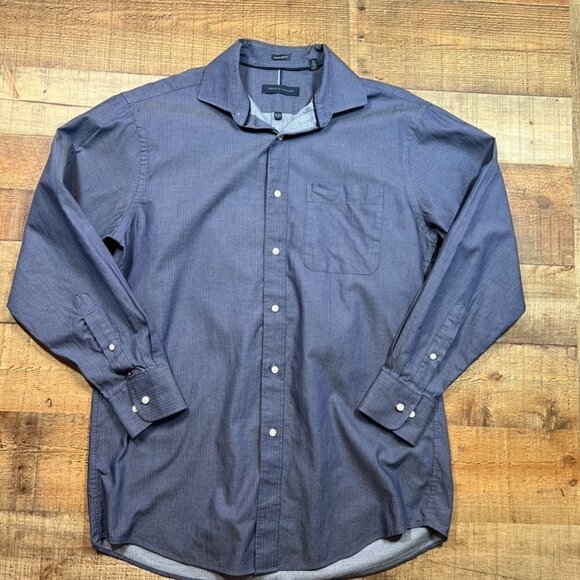 Tommy Hilfiger Regular Fit Blue Button Down Shirt size Medium (15-15.5) (32-33) - Picture 1 of 5